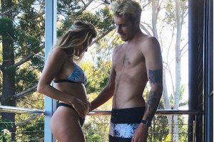 Alana Blanchard &amp; Jack Freestone vão dar à luz