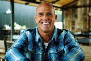 Kelly Slater anuncia a união da Outerknown, Firewire Surfboards e Slater Designs numa nova empresa-mãe