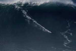WSL entrega verificação dos recordes de ondas grandes ao Guinness