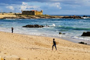 Praia de Matosinhos desaconselhada a banhos até março de 2017. 