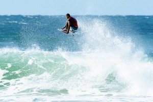 Filipe Toledo, como peixe na água.
