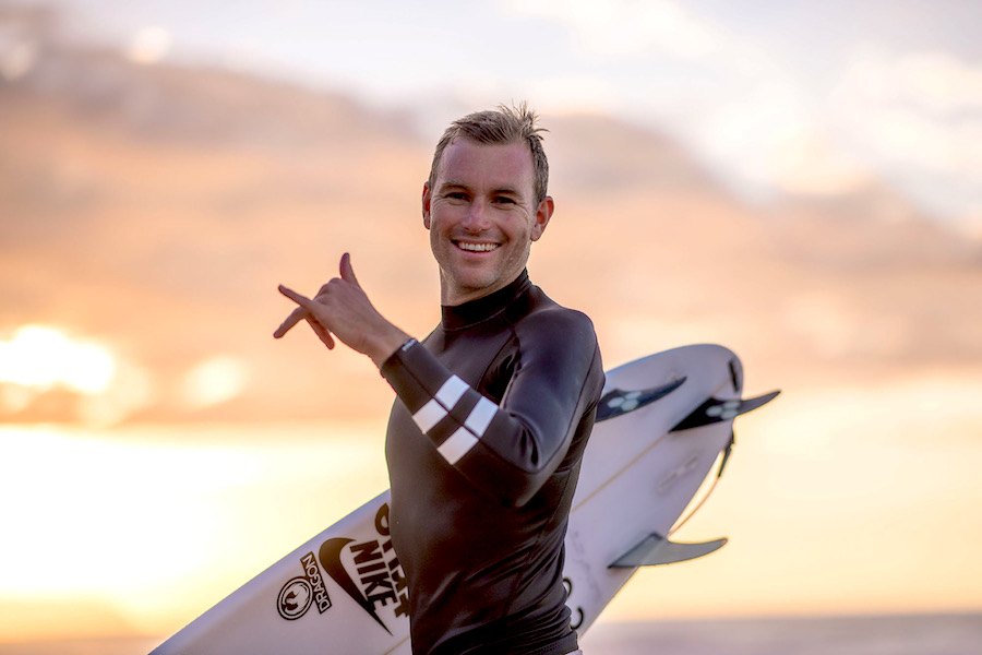 Adrian Buchan em Off The Wall / Haleiwa, em 9 de Dezembro de 2019