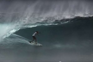 À SOMBRA EM CLOUDBREAK COM DINGO MORRISON