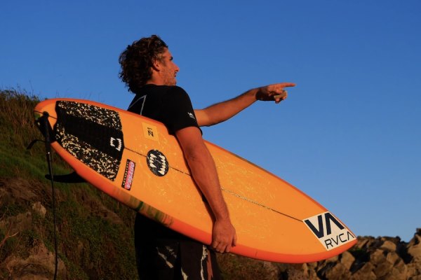Genuinamente Clay Marzo, o seu surf continua a inspirar gerações