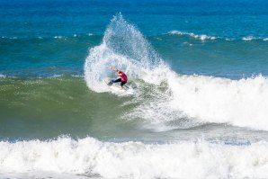 EDP Billabong Pro Ericeira segue para as meias-finais sem portugueses