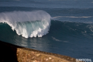 NAZARÉ: GARRETT ANALISA CONDIÇÕES DO MAR AMANHÃ ÀS 7H