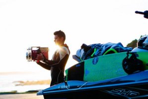 Leroy Bellet tem marcado a mundo da fotografia de surf com apenas 17 anos de idade