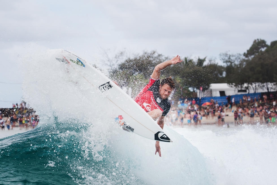 Dane vai mostrar o seu surf na primeira etapa do WCT em 2015