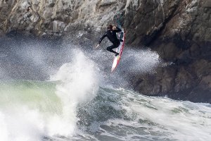 'The Search' está de volta, com Mick Fanning, Crosby Colapinto e Conner Coffin