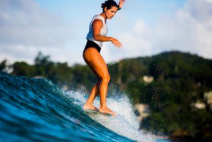 NA AUSTRÁLIA COM A LONGBOARDER CHLOE CALMON