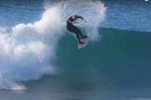 Vídeo capta o enorme potencial das ondas da Cordoama, no Algarve