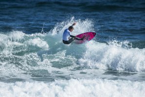 Mariana Assis competiu 2x hoje em Pantín.
