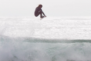 Mute: uma ode ao surf progressivo