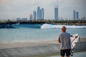 Confirmado: Surf Abu Dabi será palco de uma das etapas do CT 2025