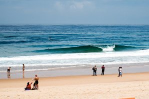 Ondas de verão na Praia Grande... 