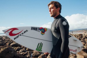 CONNER COFFIN JUNTA-SE À RIP CURL