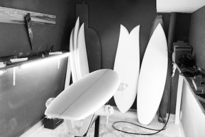 MONA SHAPES UMA MARCA DIFERENTE SEDIADA NA ERICEIRA