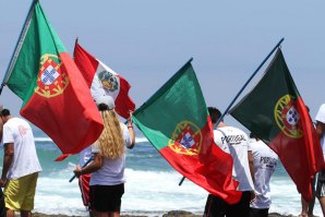 Seleção Nacional Júnior de Surf de partida para Campeonato Mundial na Califórnia