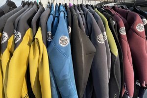 Rip Curl quebra o silêncio sobre a sua mais recente campanha de marketing com atleta transgénero