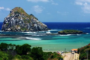 Praia do Leão, em Fernando de Noronha, registou segundo ataque no espaço de um ano.