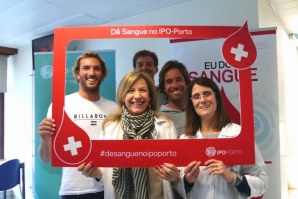 ESTRELAS DO SURF ALIAM-SE À DÁDIVA DE SANGUE