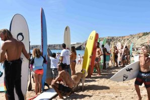 unir o Surf Nacional - é o objetivo do paddle out for nature