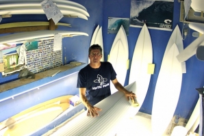 O Shaper Hawaiano John Pyzel