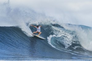 Brisa Hennessy, do havai, surpreendeu tudo e todos ao eliminar a líder do ranking.