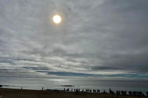 "Obrigado, Da Pin" - comunidade do surf esteve em peso em Carcavelos para celebrar a vida de um ícone