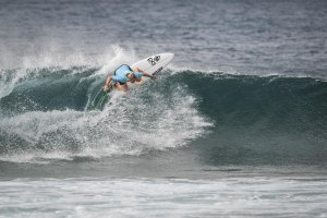 CAMPEÃ NACIONAL YOLANDA HOPKINS DE MALAS FEITAS PARA O QS NA AUSTRÁLIA