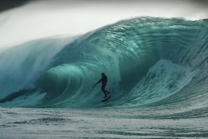 Ned Hart, de 19 anos, desafia Riley’s na Irlanda e surpreende no Big Wave Challenge 2024/25