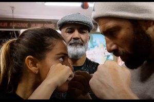 Carolina Mendes e lutador profissional João Mimoso